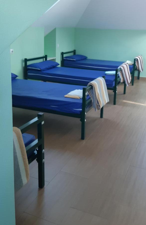 Albergue La Escuela La Laguna  Eksteriør bilde